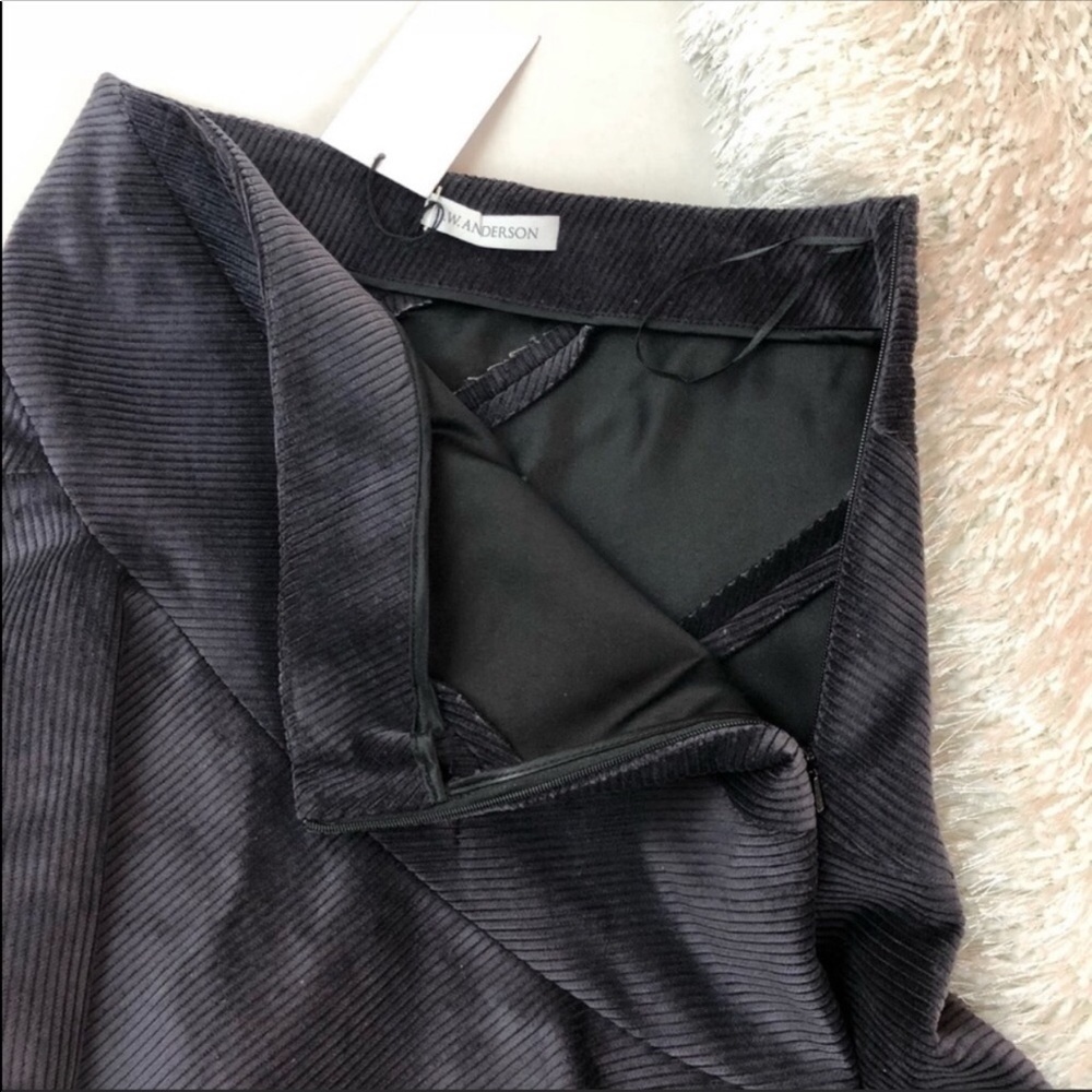 J.W. Anderson Gray Spiral Skirt 2 - Picture 5 of 6